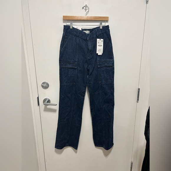 Zara tailored cargo jean in size 28. NWT. - Picture 3 of 6